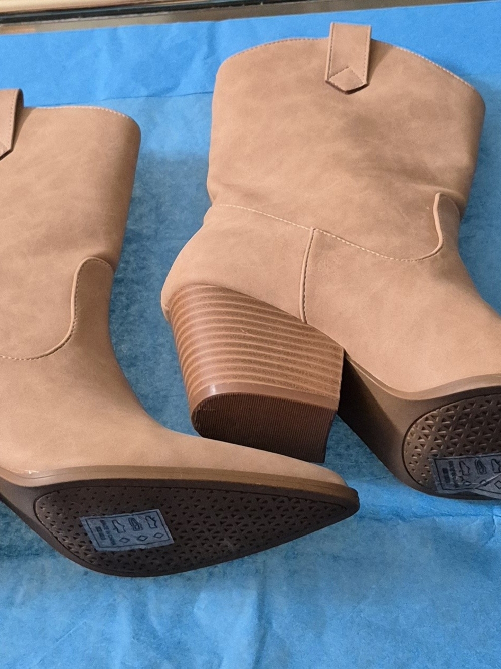 Pink Lily Taupe Pointed Toe Mid Heel Ankle Boots - Picture 2 of 11